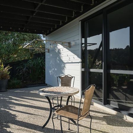 Villa Modern Family Friendly Getaway à Dunedin Extérieur photo