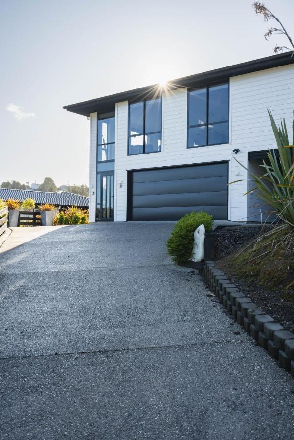 Villa Modern Family Friendly Getaway à Dunedin Extérieur photo